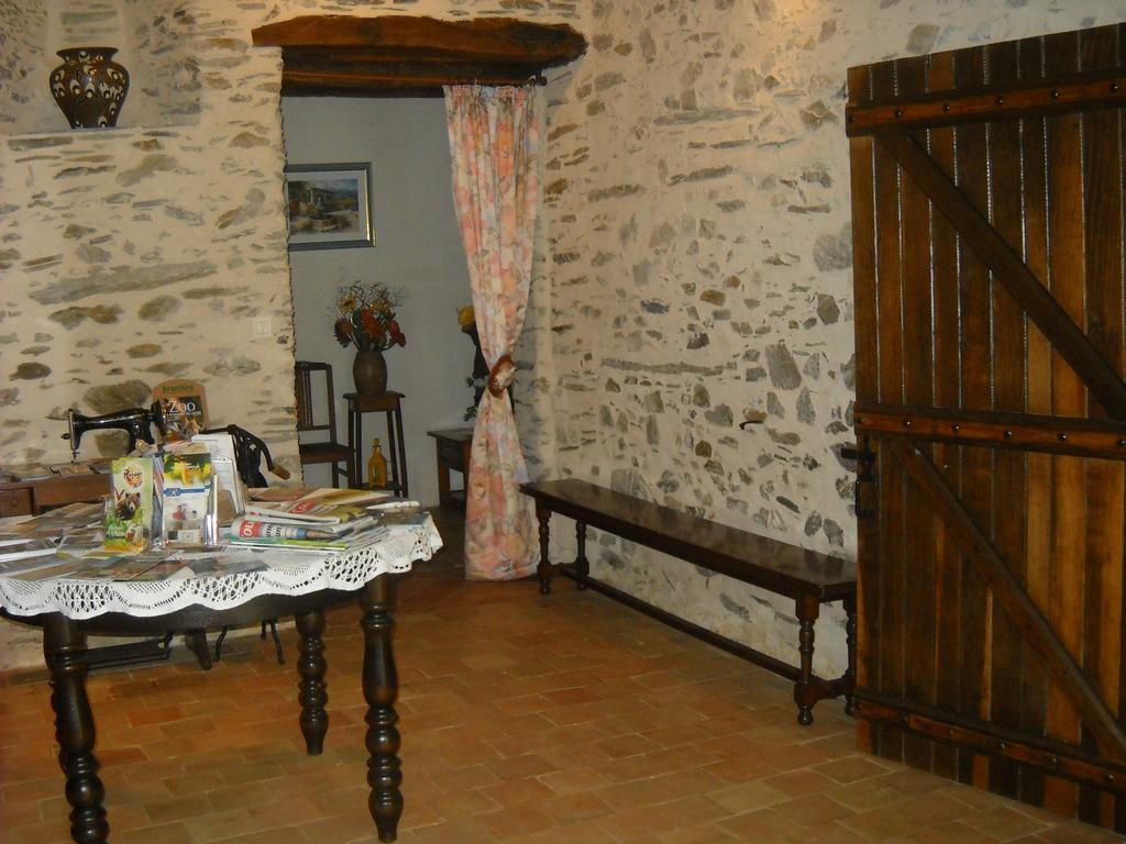 Domaine De La Cour Sainte-Gemme-dʼAndigné